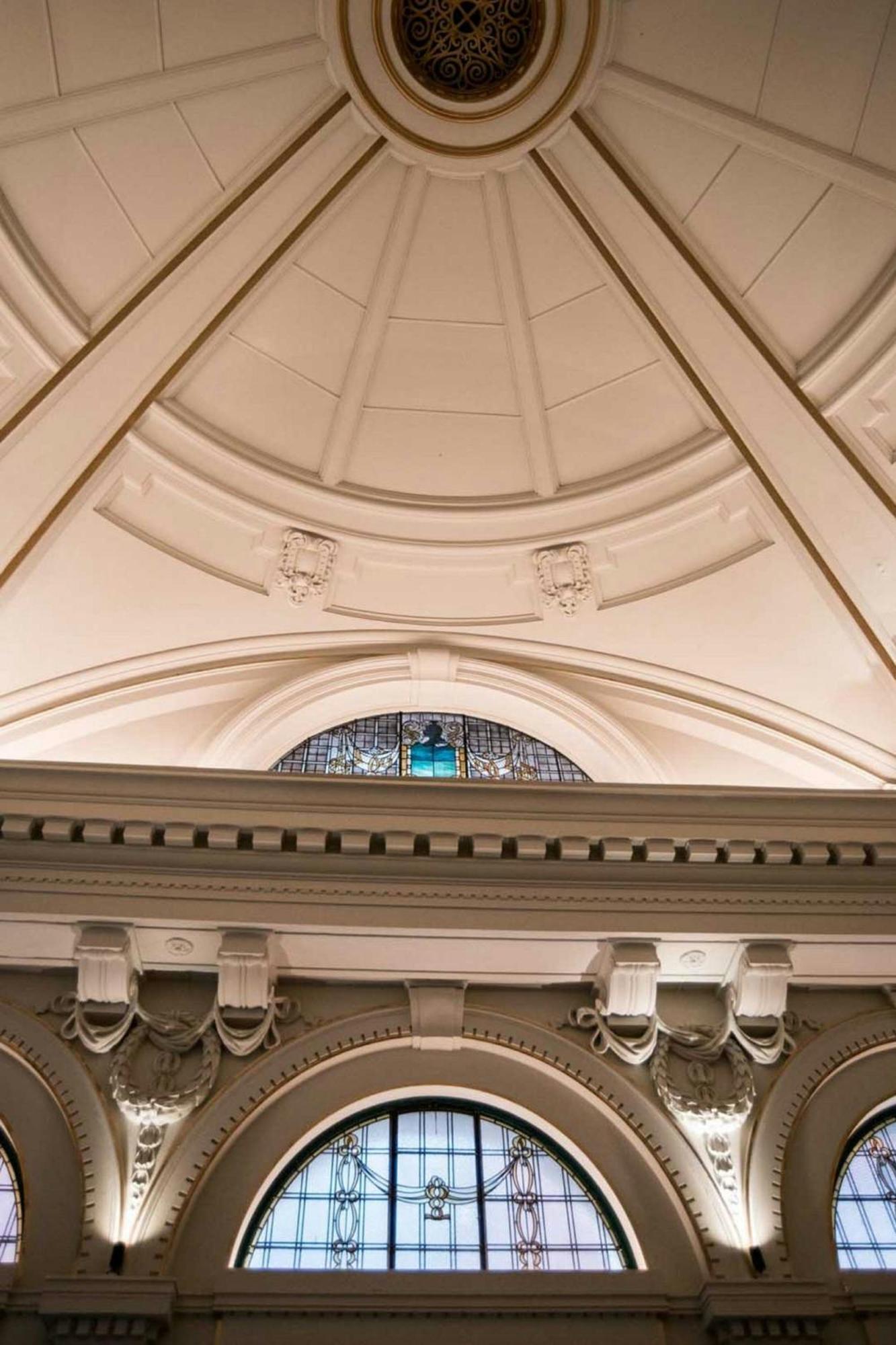 Stock Exchange Hotel, Manchester, Autograph Collection Екстериор снимка The ceiling of the main hall